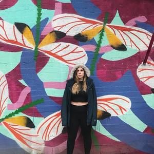 Meet your Posher, Daniela